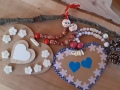 cuori in legno con feltro