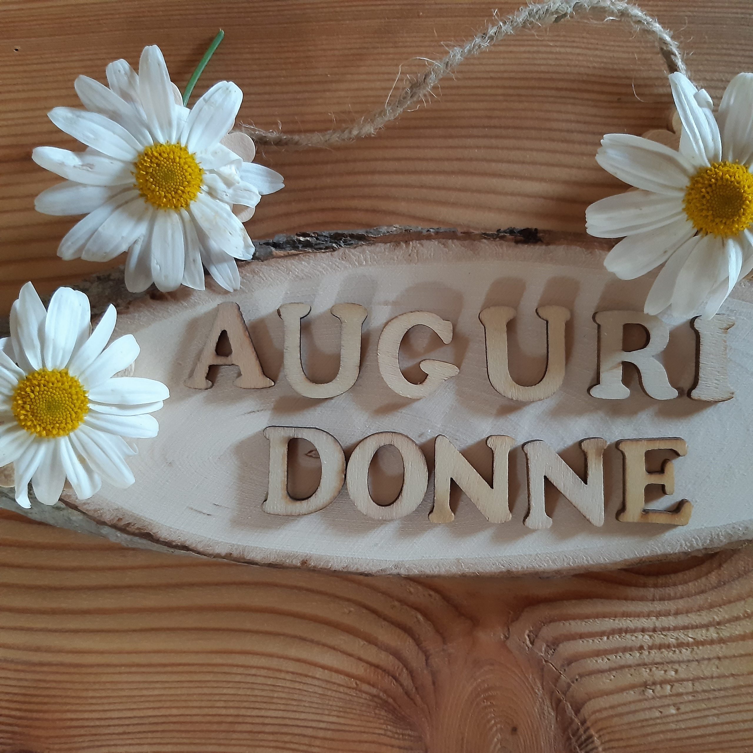 A Donne Auguri alle donne