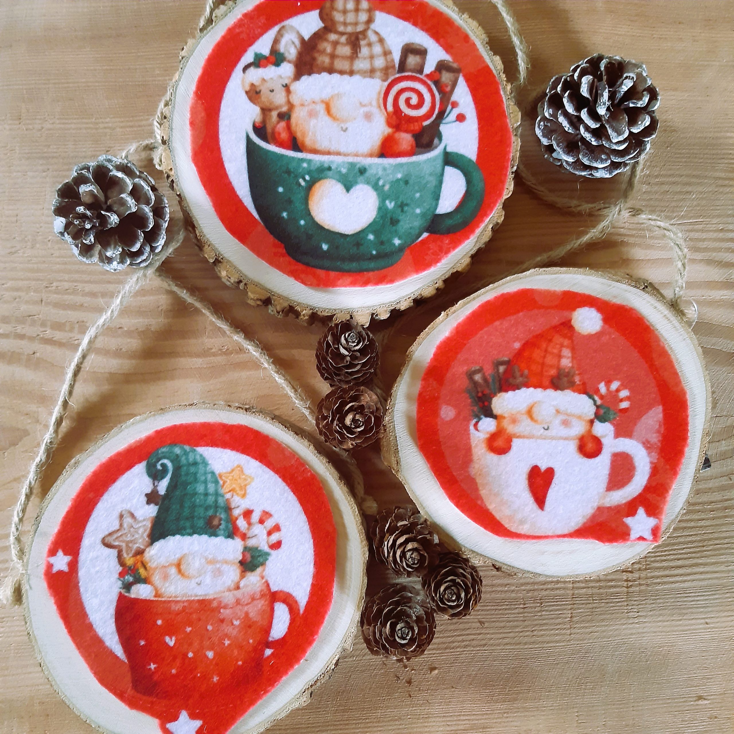 3 tazze dorate Aspettando Natale