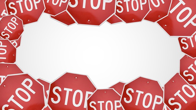 stop-2081172_640 Le forme di violenza contro le donne